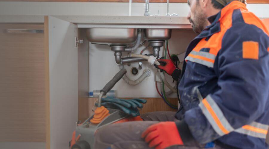 Electronic Leak Detection in Windsor Locks, CT